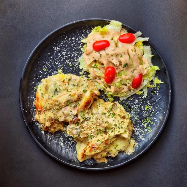 سیب زمینی تنوری با سس مخصوص