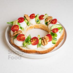 سیمیت پنیر خیار گوجه