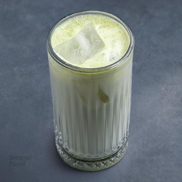 آیس ماچا لته نارگیل